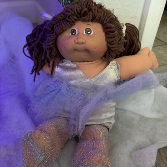 Vintage Cabbage Patch Doll - Picture 2 of 7